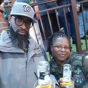 Meet your Posher, Lavont